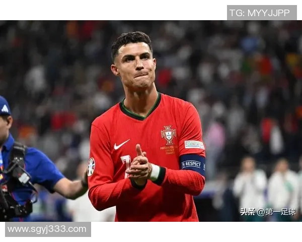 不以足球为主业的球星们如何在其他领域展现才华与魅力